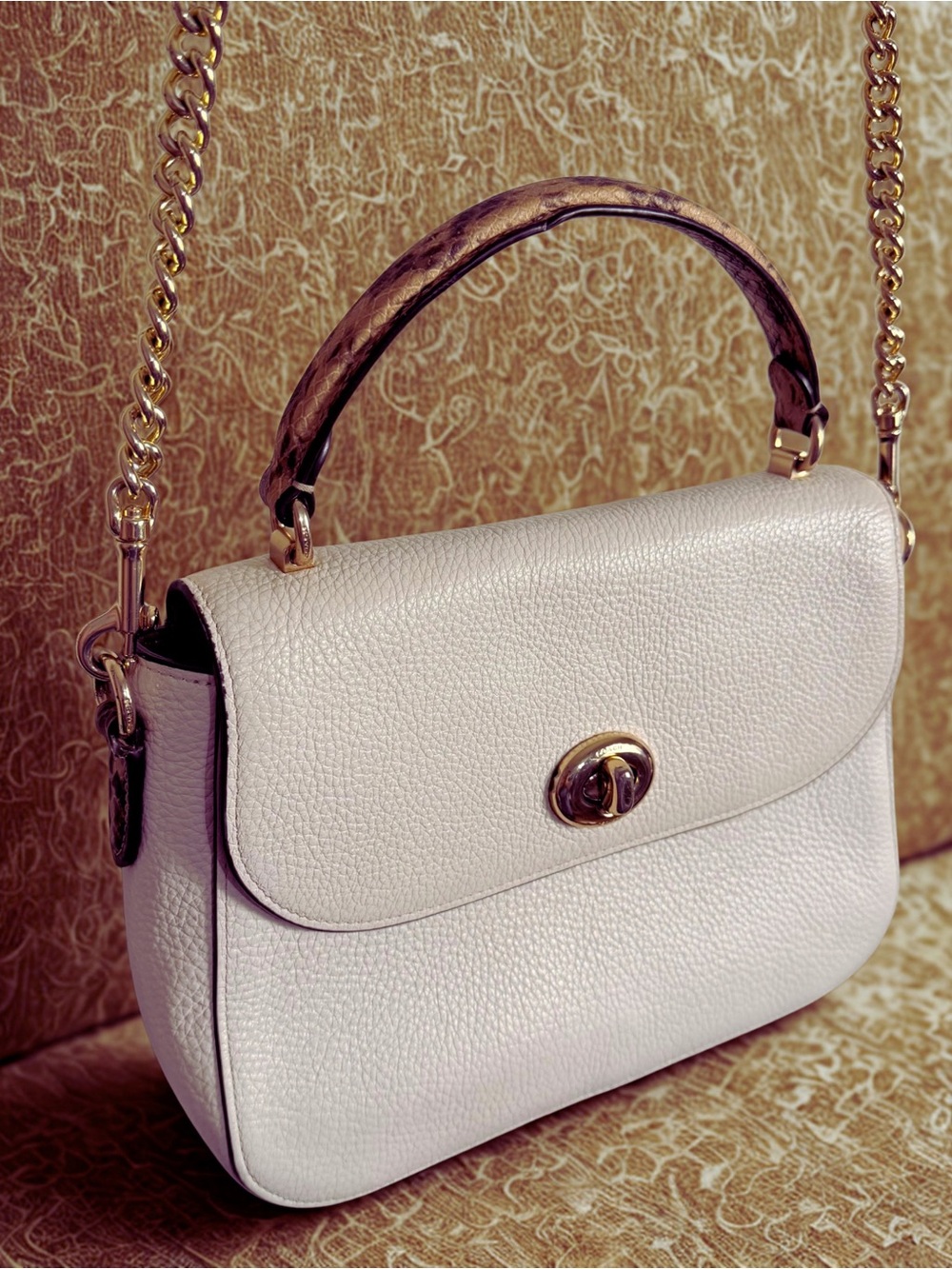 Coach White Leather Shoulder Bag with Gold Hardware